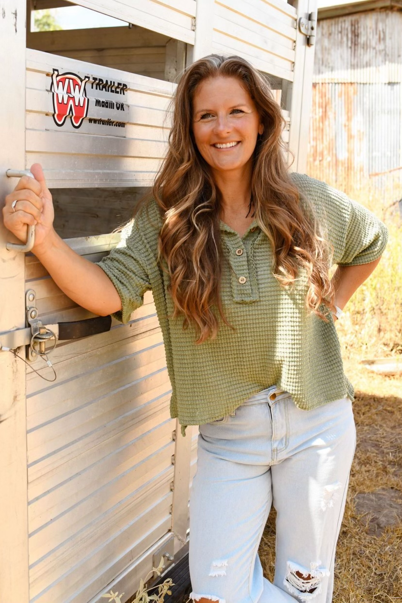 BUTTON DOWN TEXTURE KNIT TOP