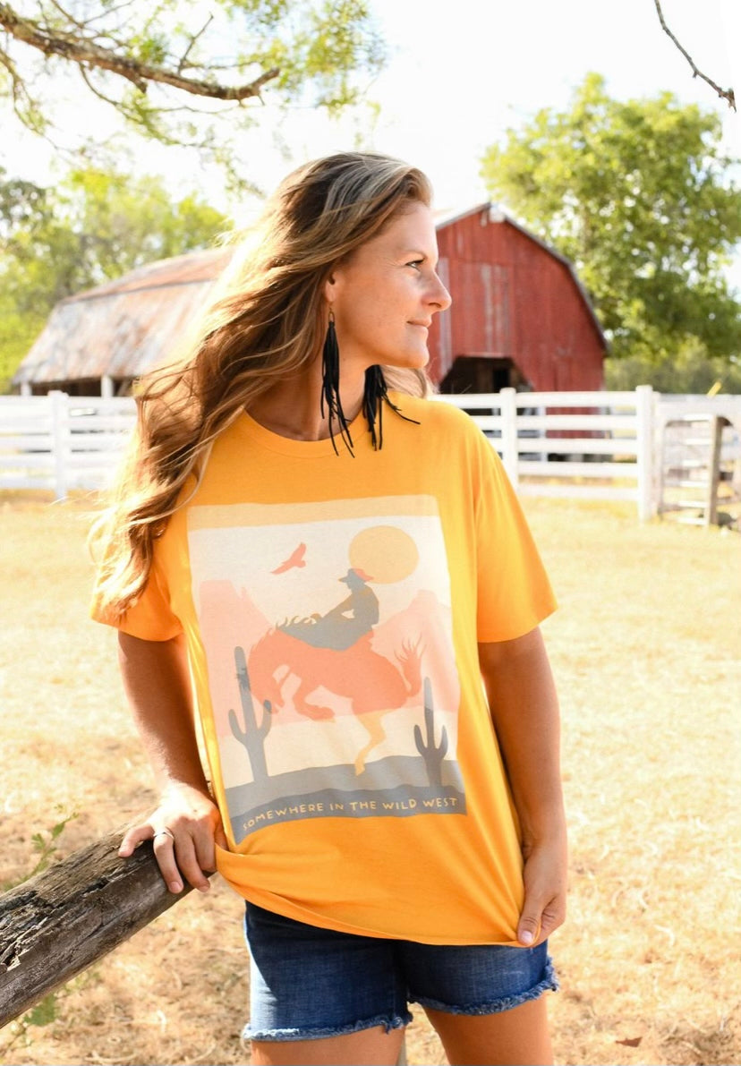 SOMEWHERE IN THE WILD WEST GRAPHIC TEE