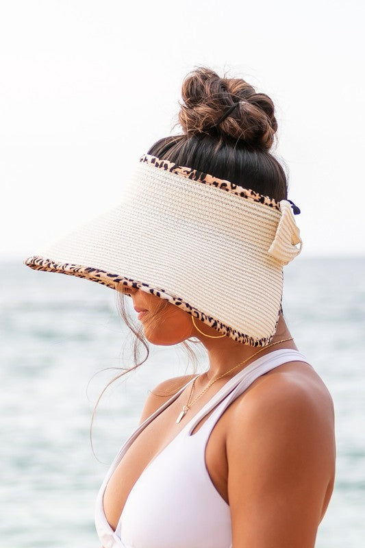 LEOPARD FOLDABLE BOW VISOR