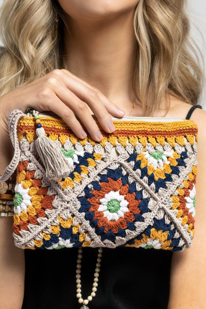 HANDMADE CROCHET TILE POUCH