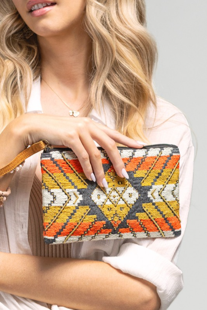 HOPE HANDMADE ETHNIC PATTERN CLUTCH